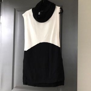 White/ black sweater